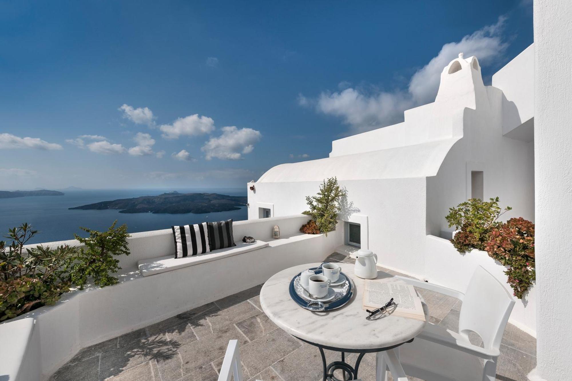Aigialos Luxury Traditional Settlement Fira  Exterior photo