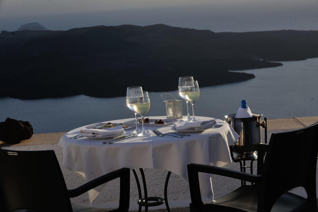 Aigialos Luxury Traditional Settlement Fira  Exterior photo